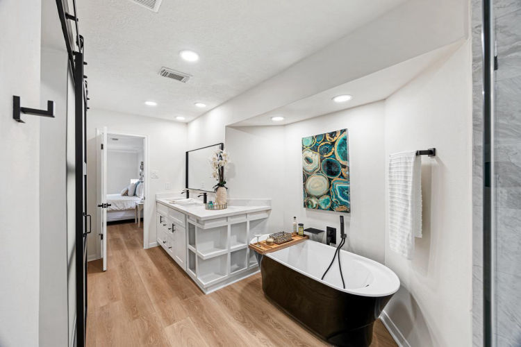 bathroom2